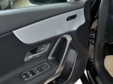 MERCEDES-BENZ A 200 d NIGHT PROGRESSIVE MULTI AHK DISTR KAMERA