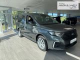 FORD Tourneo Connect PHEV Titanium Digitales Cockpit Apple CarPlay Android Auto Mehrzonenklima WLAN