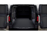 VW Transporter Kasten Motor: 2,0 l TDI 110 kW Getriebe: 8-Gang-Automatikgetriebe Radstand: 3500 mm LR