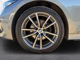 BMW 320 d Touring Anhängerkupplung Parking Assistant Active Guard Plus