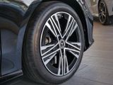 MERCEDES-BENZ CLA 250+ mit EQ Technologie PROGRESSIVE MEMO PDC