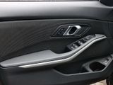 BMW 318i Touring Advantage, Anhängerkupplung, Driving Assistant
