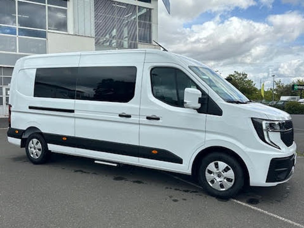 RENAULT Master Combi 9Sitzer Hochraum 3,5t L3H2 170 PS SONDERUMBAU