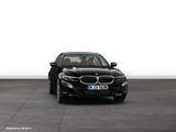 BMW 330e Limousine