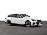BMW 550e xDrive Touring