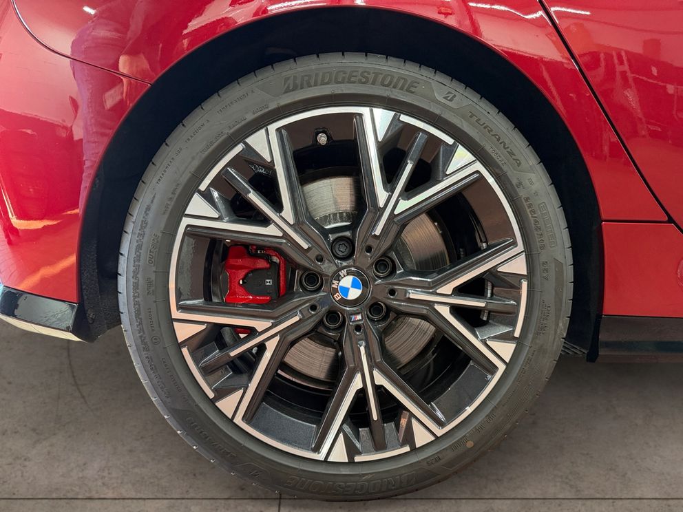 BMW M135 i xDrive M Sport Pro Adapt.LED+HUD+H&K+SHZ