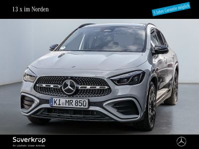 MERCEDES-BENZ GLA 200 AMG NIGHT SPUR DISTR PANO AHK 360 PDC