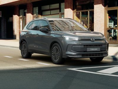 VW Tiguan ENERGY 1.5 eTSI NAVI+AHK+SITZHZ+ACC+PDC