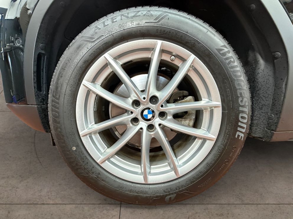 BMW X3 xDrive20d SHZ+AHK+HIFI+AppleCarplay+DAB