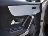 MERCEDES-BENZ A 200 d AMG NIGHT SPUR PANO KAMERA PDC SHZ