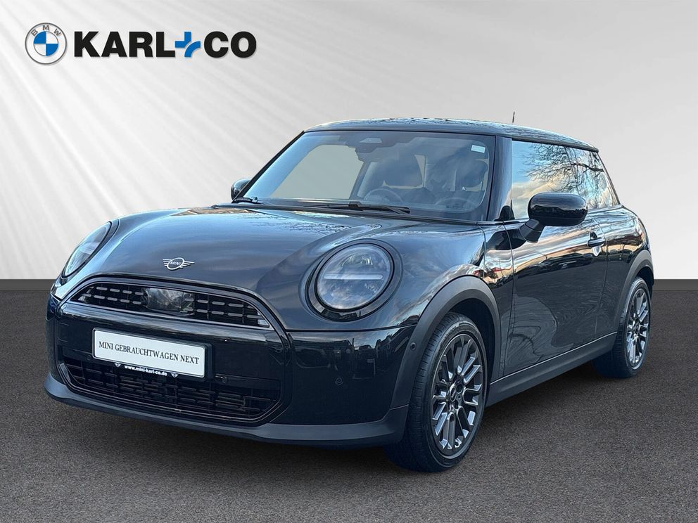 MINI Cooper C Essential Trim LED DAB NAVI PDC SHZ