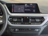 BMW 118 i LED+SHZ+PDC+Temp+Apple CarPlay+18 Zoll LM