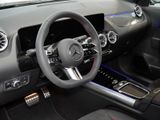 MERCEDES-BENZ GLA 200 d 4MATIC AMG NIGHT MULTI 360 AHK DISTR