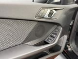 BMW 118 i-Automatik+Advantage+LM+PDC+SZH+LED