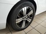 MERCEDES-BENZ C 300 d // AVANTGARDE DISTR KAMERA SPUR PDC SHZ