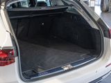 MERCEDES-BENZ E 220 T d , AVANTGARDE BURM AHK DISTR KAMERA PDC