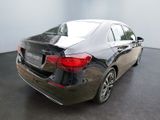 MERCEDES-BENZ A 220 4M // PROGRESSIVE MULTI DISTR KAMERA SPUR