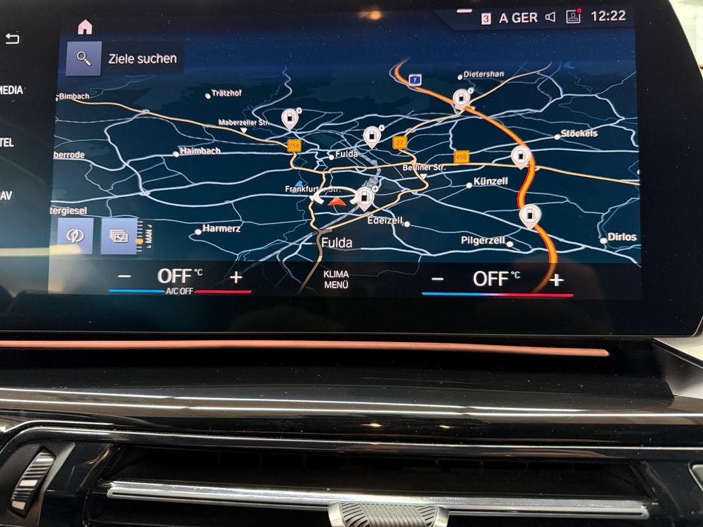 BMW X1 xDrive20d xLine SHZ+HUD+Shadow-Line+Adapt.LED