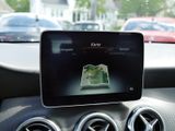 MERCEDES-BENZ GLA 180  KAMERA PANO SPUR PDC SHD SHZ