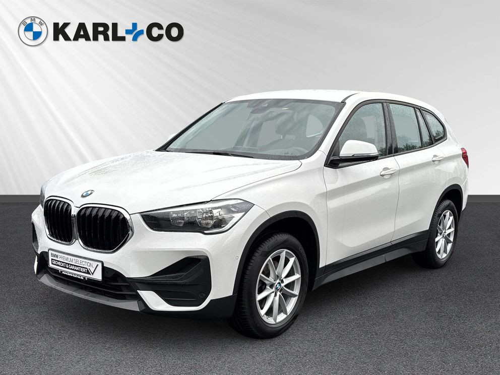 BMW X1 sDrive 18dA Navigation Plus Head-Up Parkassis.