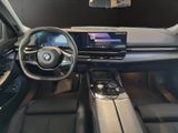 BMW 520 d-Limousine+Park-Assist+DWA+HarmanKardon+