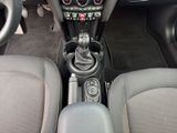 MINI Cooper 3-Türer Pano Driv Assis Tempomat LED DAB