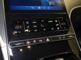 MERCEDES-BENZ C 300 e T // AVANTGARDE KAMERA SPUR STANDH PDC