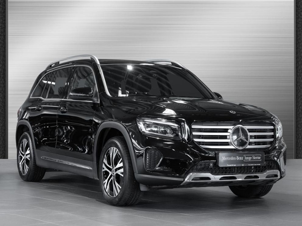MERCEDES-BENZ GLB 200 d // PROGRESSIVE SPUR PANO AHK KAMERA