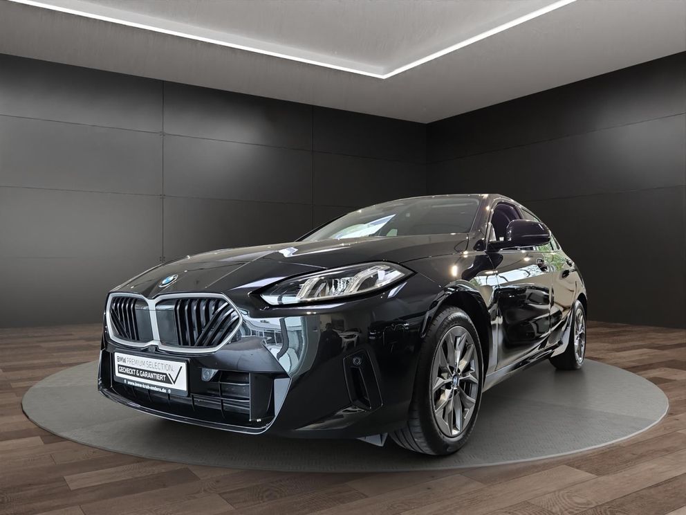 BMW 120 i-Automatik+Park-Assistent+SZH+LM+