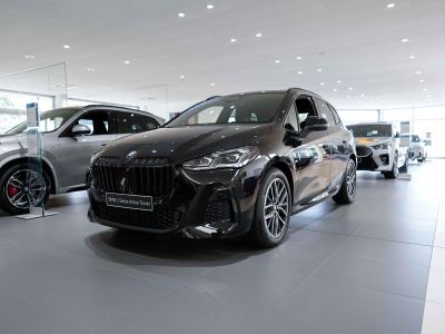 BMW 223 Active Tourer i M Sport, Pro, Panoramaglasdach, Parking Plus EU6d 223i Park-Assistent