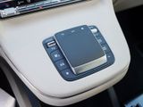 MERCEDES-BENZ V 220 AVANTGARDE WINTER BURMESTER 360° AHK 2,5T 6SITZER