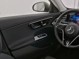 MERCEDES-BENZ E 300 T de , AVANTGARDE MEMO 360 AHK DISTR PANO