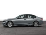 BMW 330e xDrive Limousine