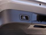 MERCEDES-BENZ GLB 200 d PROGRESSIVE NIGHT SPUR PANO AHK DISTR