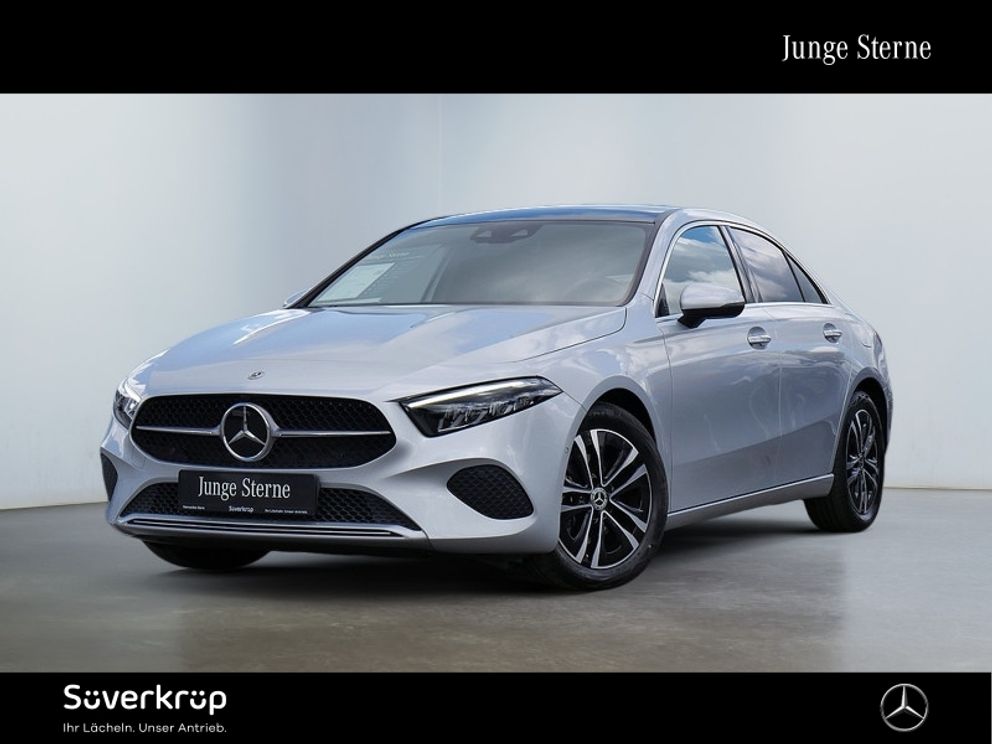 MERCEDES-BENZ A 200 d Lim. // PROGRESSIVE MEMO AHK DISTR PANO