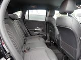 MERCEDES-BENZ GLA 200 PROGRESSIVE NIGHT SPUR AHK DISTR 360