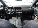 MERCEDES-BENZ GLA 180 NIGHT PROGRESSIVE 360 AHK DISTR KAMERA