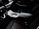 BMW 320d Touring, Automatic-Getriebe, Head-up Display, Navigation Professional,