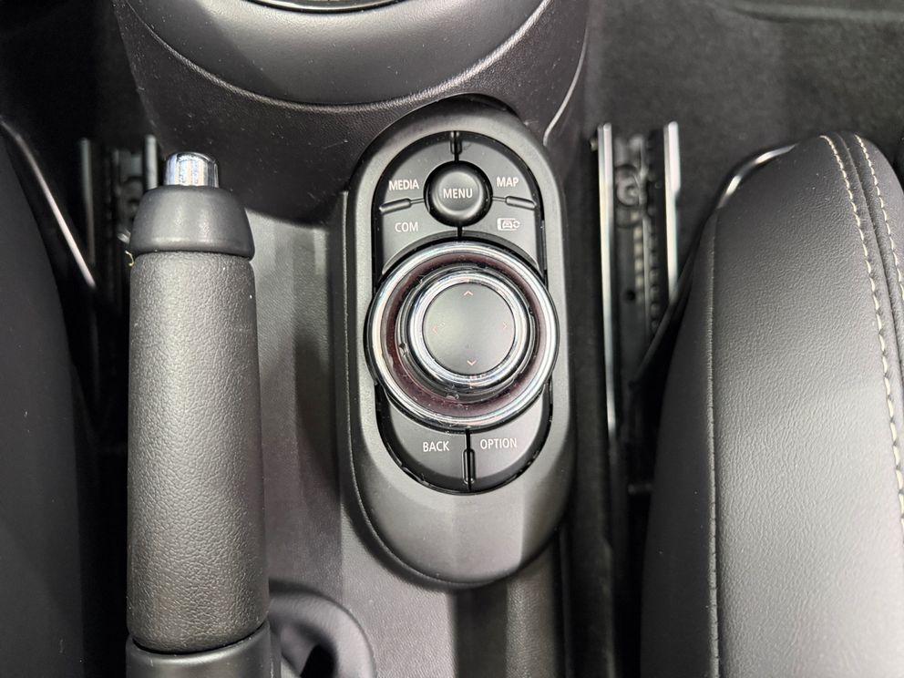 MINI Cooper Cabrio Classic Trim LED+PDC+Navi+DAB