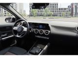 MERCEDES-BENZ EQA 250 //  NIGHT 360 AHK DISTR KAMERA PANO SPUR