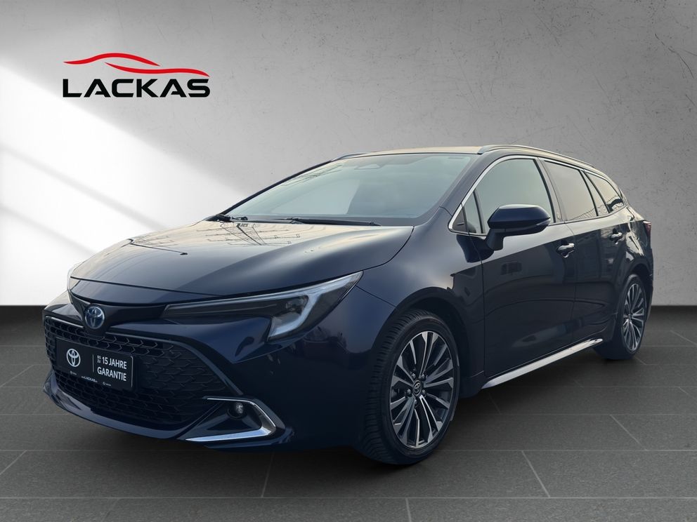 TOYOTA Corolla Touring Sports Hybrid Team D