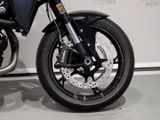 BMW F 900 R 