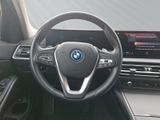 BMW 330 e Touring Alarm ACC Kamera PDCv+h SHZ LED BT