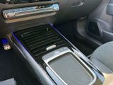 MERCEDES-BENZ GLA 200 BURM AMG NIGHT SPUR DISTR PANO AHK 360