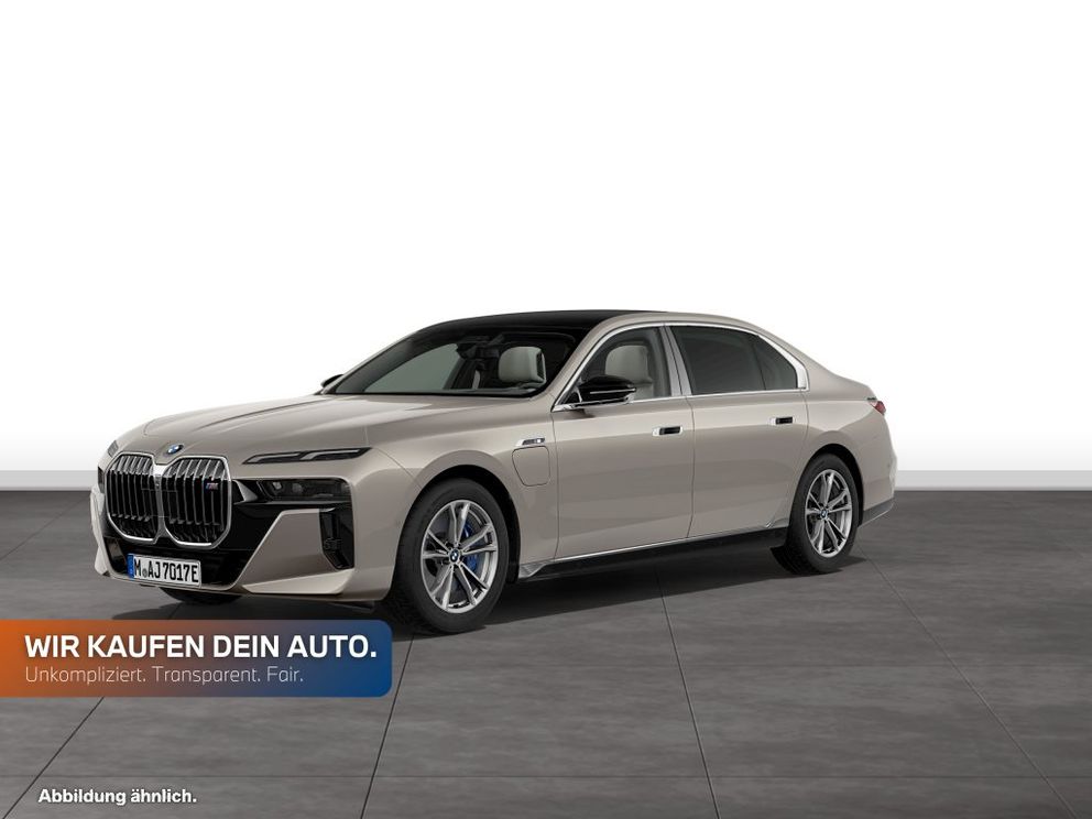 BMW M760e xDrive Limousine