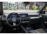 MERCEDES-BENZ EQB 300 4M , AMG NIGHT 360 AHK DISTR KAMERA PANO