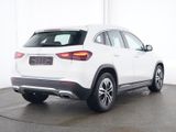 MERCEDES-BENZ GLA 200  PROGRESSIVE AHK KAMERA PANO SPUR PDC