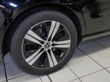 MERCEDES-BENZ C 300 e T // AVANTGARDE KAMERA SPUR STANDH PDC
