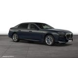 BMW M760e xDrive Limousine