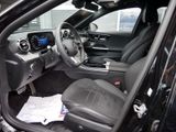 MERCEDES-BENZ C 300 de // BURM AMG SPUR STANDH KAMERA PDC SHZ